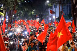 Vietnam erupts in celebration as football team win gold