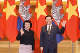 Top Vietnamese, Cambodian legislators hold talks in Hanoi