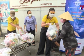 HCM City calls on people to “stay where they are” as COVID-19 surges