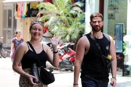 Spreading a love of Hanoi on “zero dong” tours