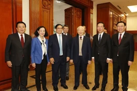 Sub-committee on 14th National Party Congress documents convenes