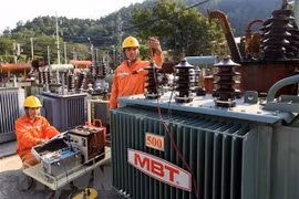 Deputy PM: EVN must focus on breakthroughs for power development