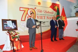 Vietnamese Ambassador to Algeria Tran Quoc Khanh speaks at the event. (Photo: VNA)