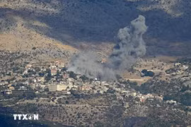 Smoke rises after an Israeli air strike on Kfarchouba, Lebanon, September 16, 2024. (Photo: Xinhua/VNA)