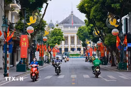 Hanoi's downtown area on the occasion of National Day. (Photo: VNA)