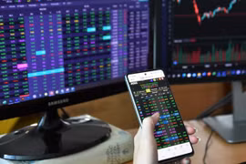Over 163,000 new stock trader accounts created during March