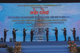 Quang Ninh hosts 15th Vietnam-China int’l trade, tourism fair