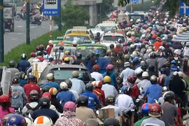 Projects to ease traffic congestions around Tan Son Nhat airport 