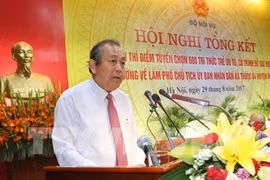 Young intellectuals praised for excellent performance in poor communes