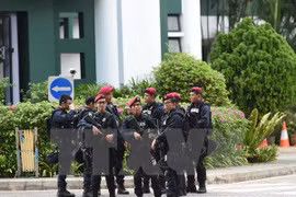 Experts warn of terrorism threat in Singapore