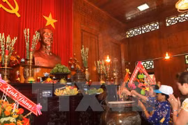 Sen village festival marks President Ho Chi Minh’s birthday