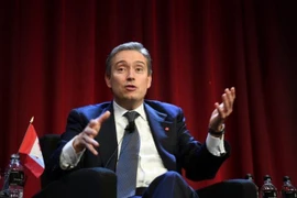 Canadian trade minister to tour Asia to promote wood export