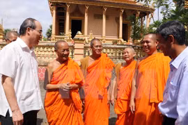 VFF President congratulates Khmer people on Chol Chnam Thmay