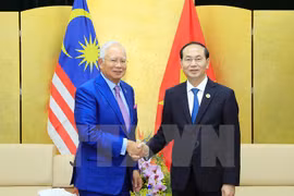 APEC 2017: President Tran Dai Quang meets Malaysian PM 