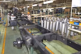 Industrial production index rises 7.4 percent in April