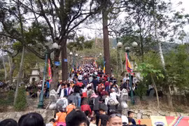 Quang Ninh: Tourists rise 45 percent during Tet holidays