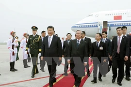 Chinese top leader begins State visit to Vietnam