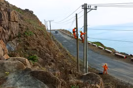 EVN SPC works to link southern rural areas with national grid