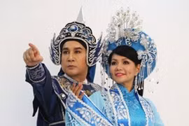Cai luong play highlights veteran artists
