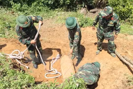 Unexploded bombs found in Dak Lak province