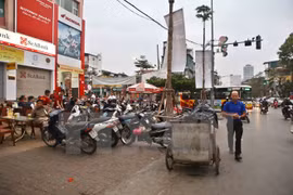 Hanoi offers incentive for home-based parking services