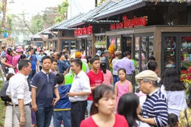 Hanoi launches first book street