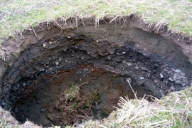 Sink holes plague northern Bac Kan province