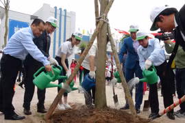 Toyota Vietnam joins hands in developing green schools