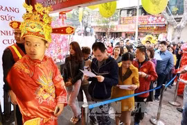 Gold price constant on God of Wealth Day