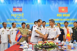 Vietnam, Cambodia review joint patrols at sea