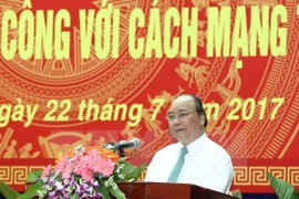 PM wants more good deeds for revolutionary contributors