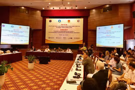 Stronger action needed to combat antimicrobial resistance