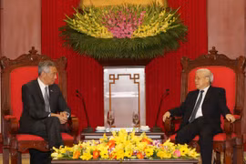 Party General Secretary hosts Singapore’s Prime Minister 