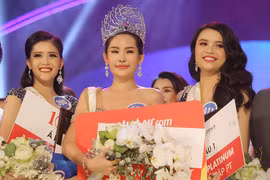 Le Au Ngan Anh crowned Miss Ocean Vietnam 2017