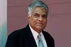 Sri Lankan Prime Minister begins official visit to Vietnam