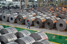 Amended decision on anti-dumping measures against imported steel 
