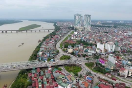 Hanoi: New bridge to be constructed over Red River