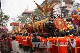 Dong Ky firecracker procession festival kicks off