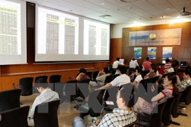 Lack of information to keep stocks quiet
