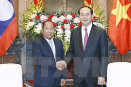 President hosts Lao Minister of Public Security 