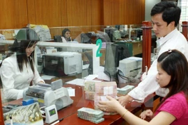 More than 1.1 bln USD worth of G-bonds raised in April 