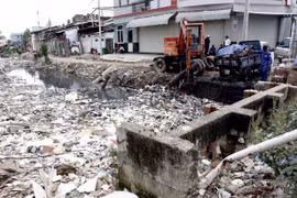 HCM City’s canals seriously polluted
