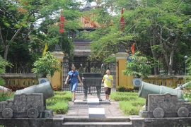 Indecent clothing banned at Hue monuments
