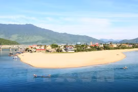 Thua Thien – Hue calls for Singaporean investment in tourism, seaport