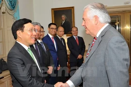 Vietnam, US talk to strengthen bilateral ties 