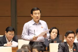 Lawmakers debate socio-economic development, State budget plans