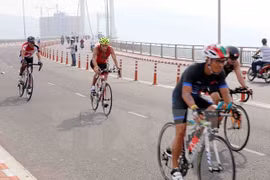 Nearly 1,400 ironmen compete in Da Nang