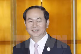 President meets foreign leaders in China 