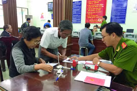 Household registration book to be scrapped