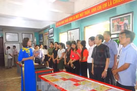 Hoang Sa, Truong Sa exhibition comes to ethnic minority people